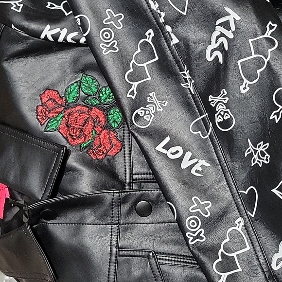 🌹Betsey Johnson Faux Leather Embroidered Jacket - Picture 8 of 8